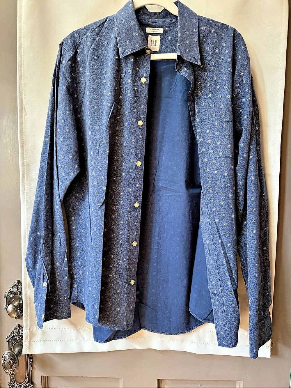 Gap Geometric Button Down Shirt in Blue